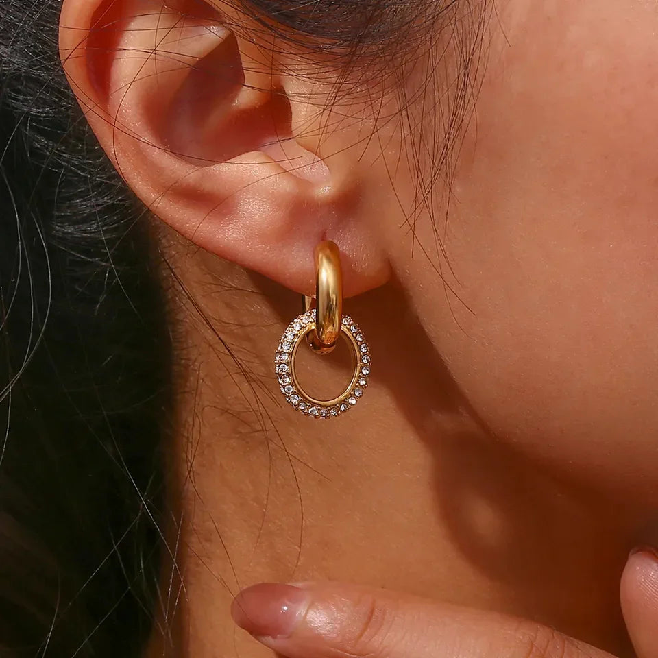Lara Hoops