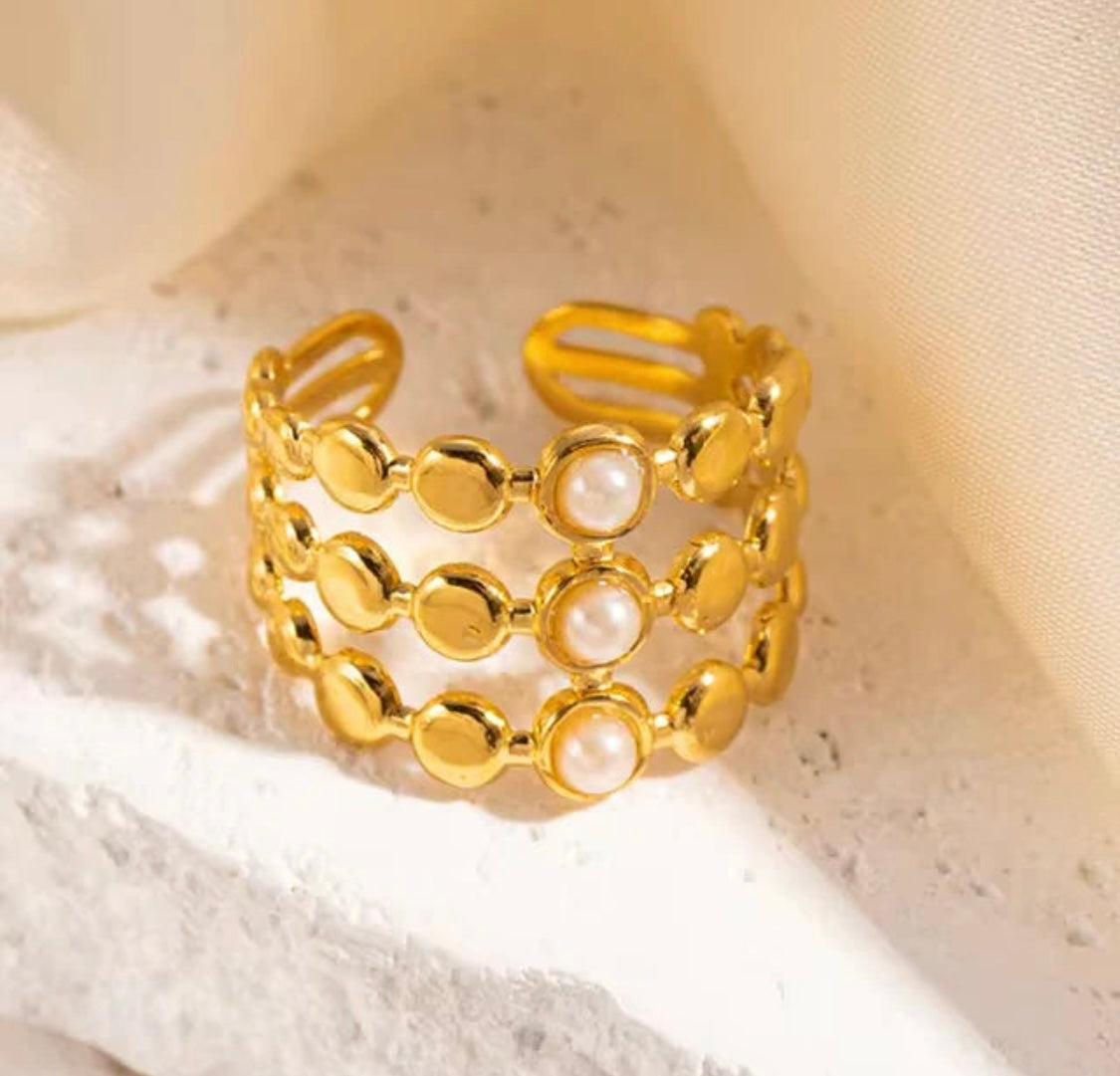 Pear Gold Ring (Adjustable)