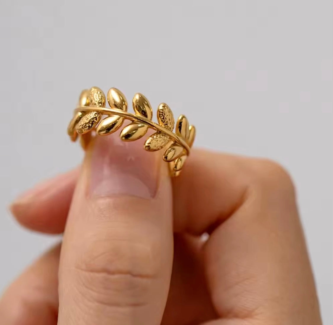 Leaf Gold (Adjustable)