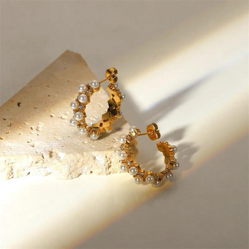 Isabella Hoops
