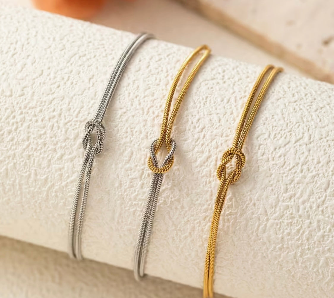 Knot Bracelet