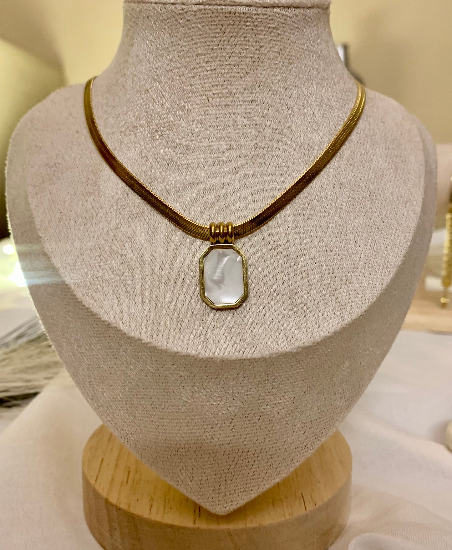 Annie white Pendant
