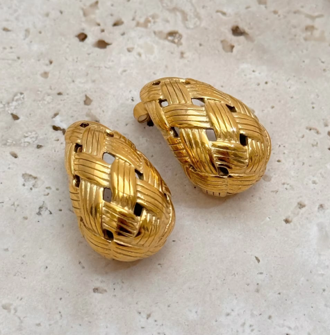 Statement Hoops
