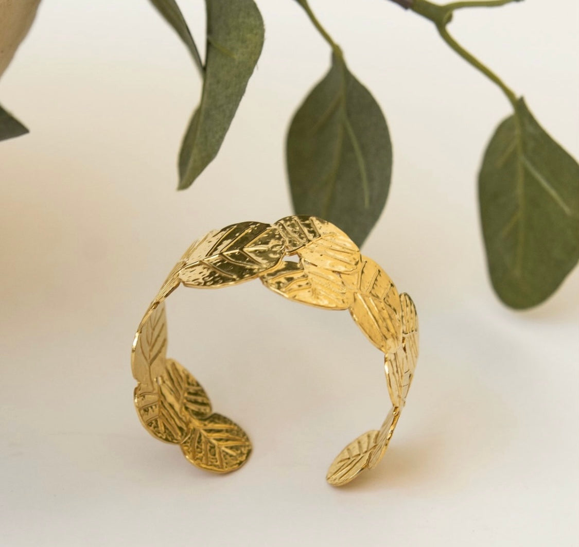 Chunky Leaf Cuff