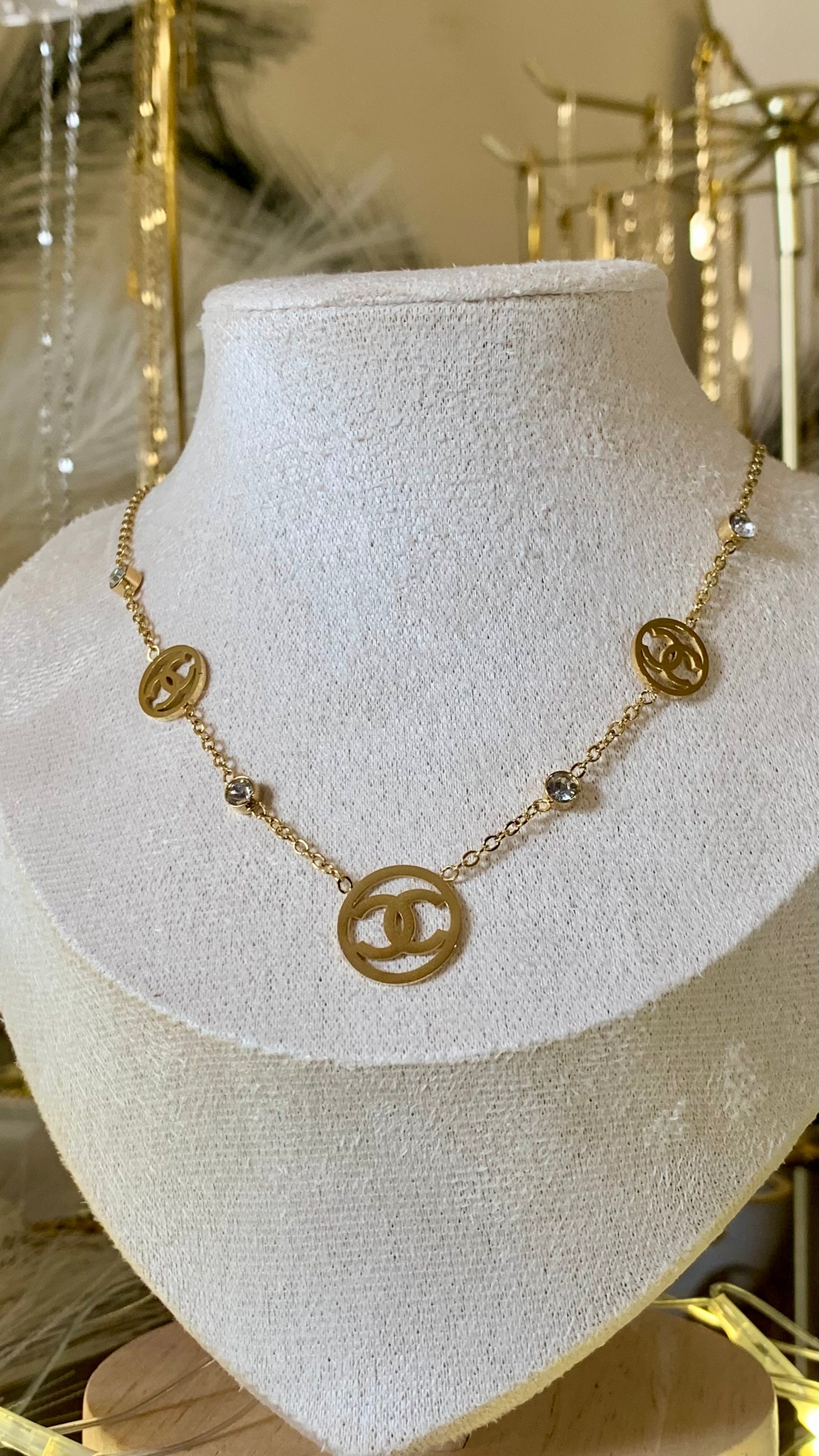 C3 Necklace Set