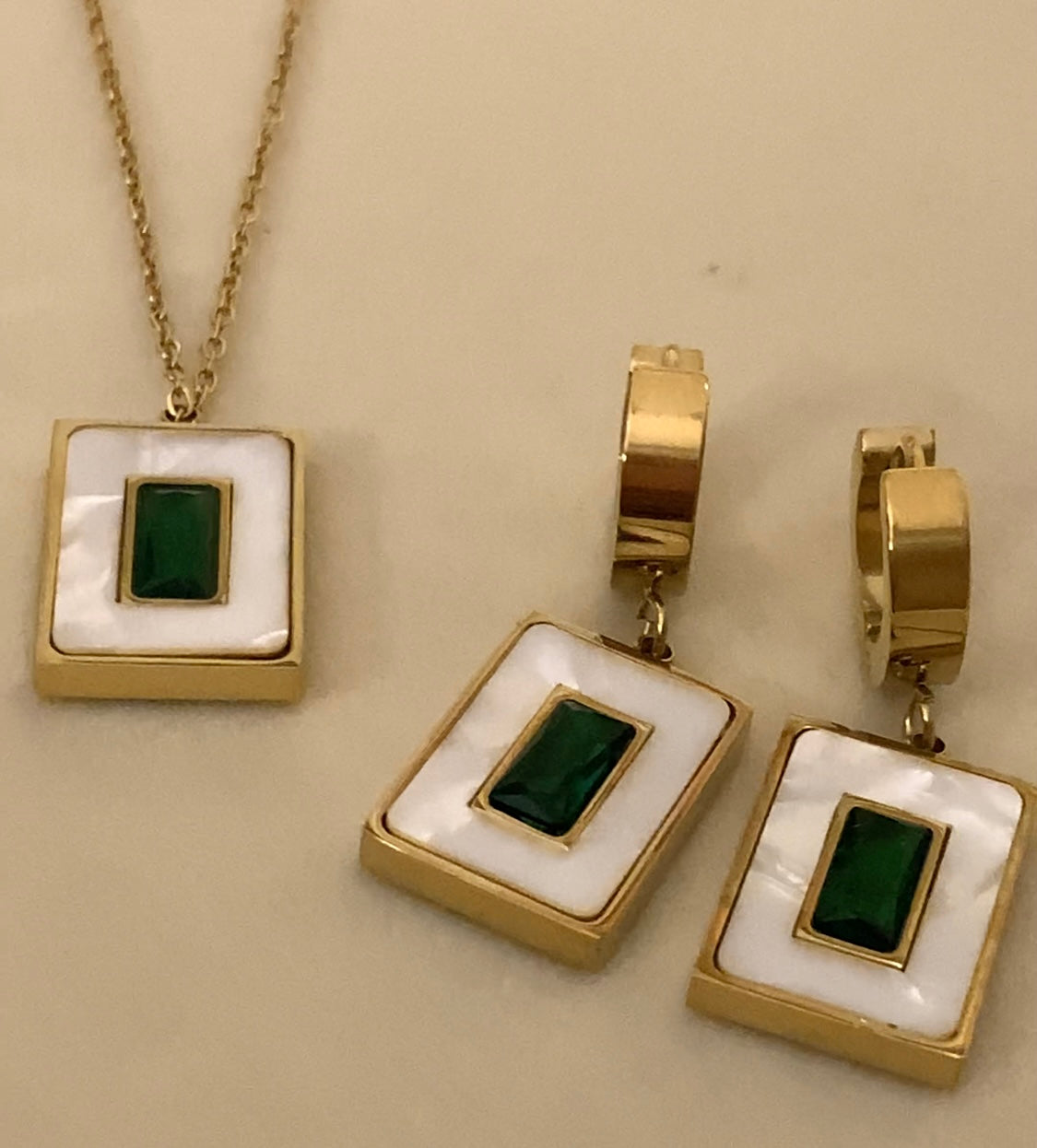 Emerald Gems Set