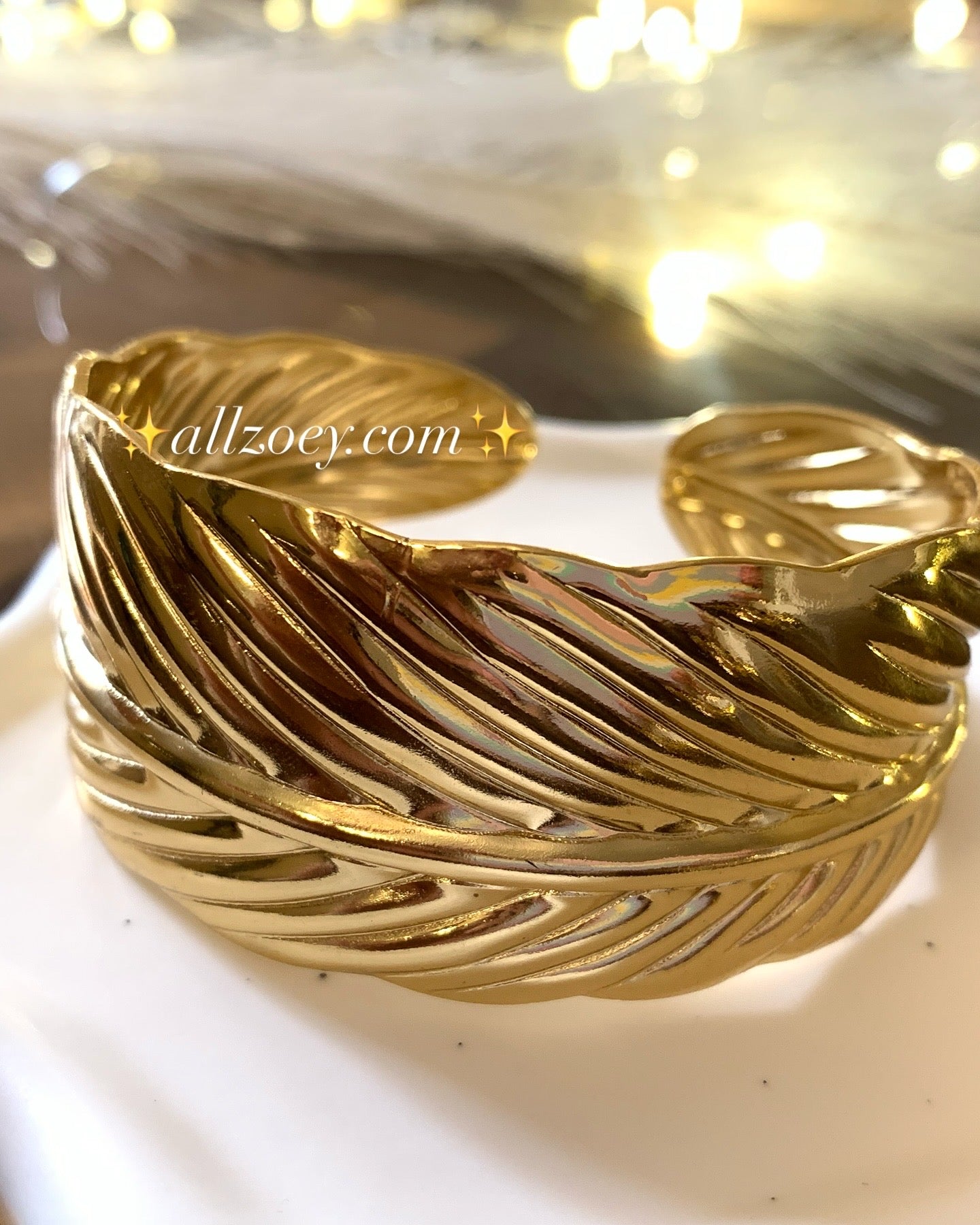 Metal Feather Handcuff