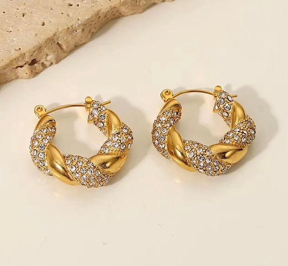 Twisted Daimond Hoops