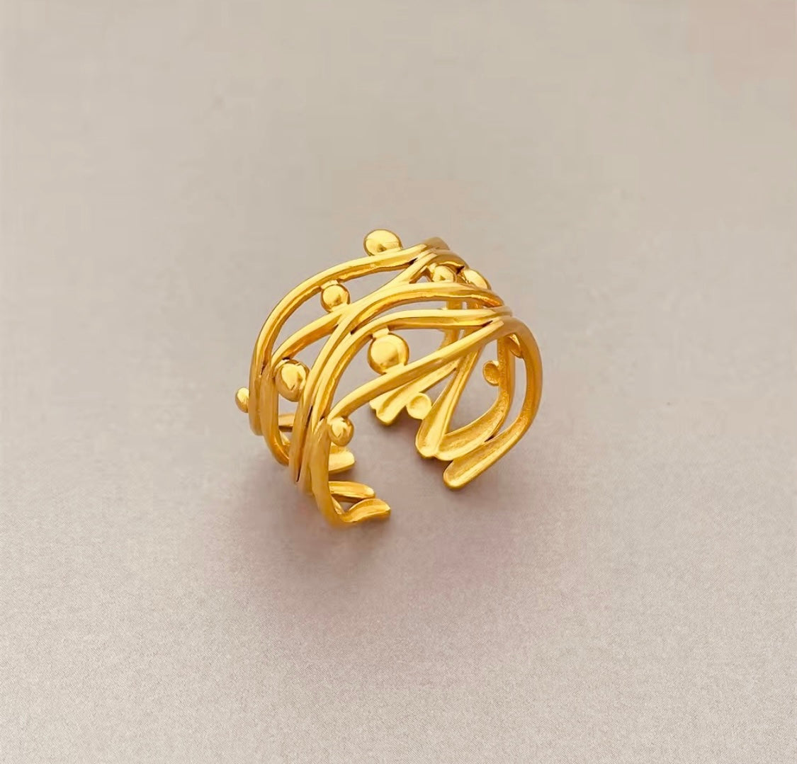 Twisted Wave Ring (Adjustable)