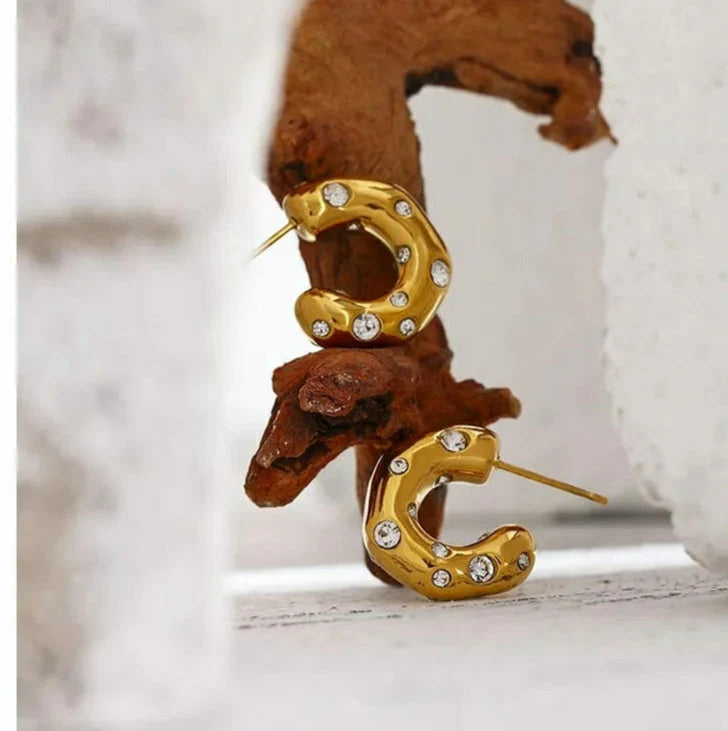 Cleo Hoops