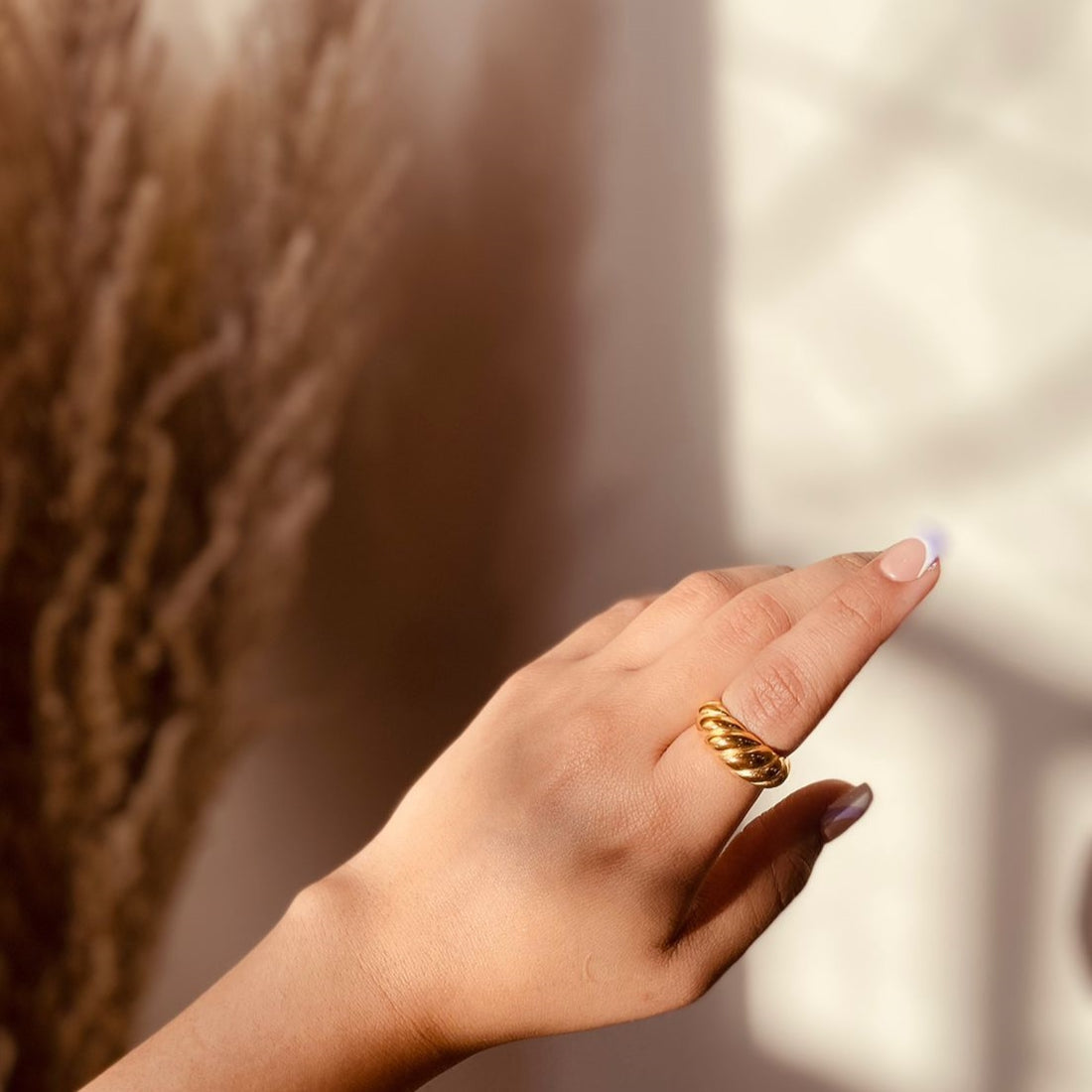 Croissant Ring (Adjustable)