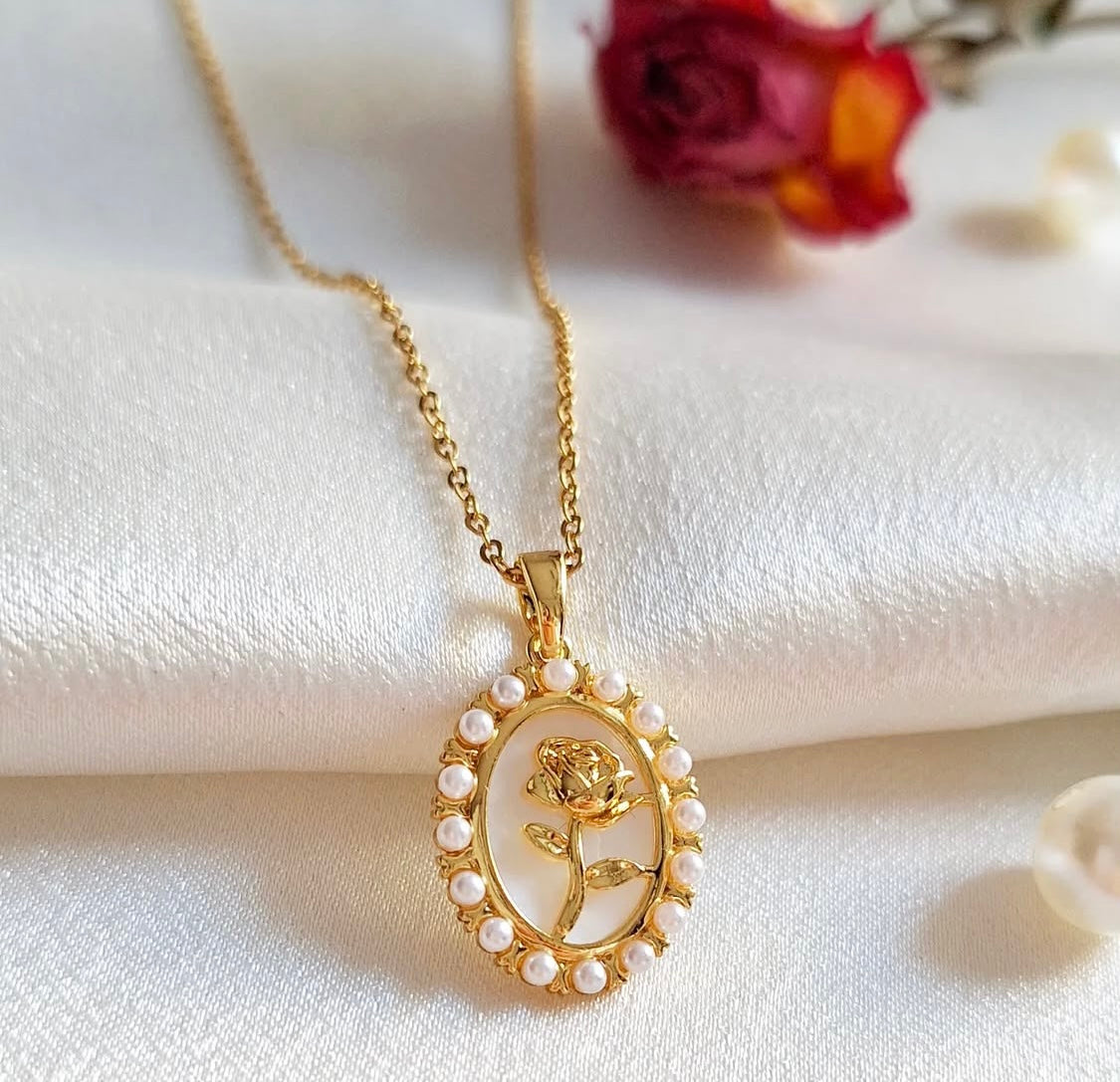 Rose Pearl Pendant