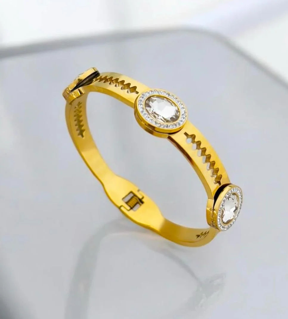 Luxe White Stone Handcuff