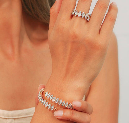 Victoria Cuff
