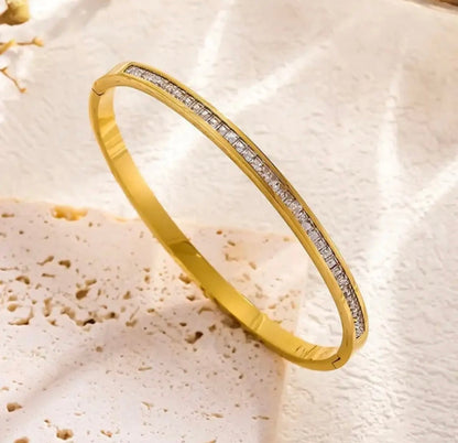 Cella Bangle