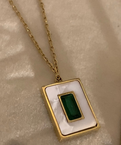 Emerald Gems Set