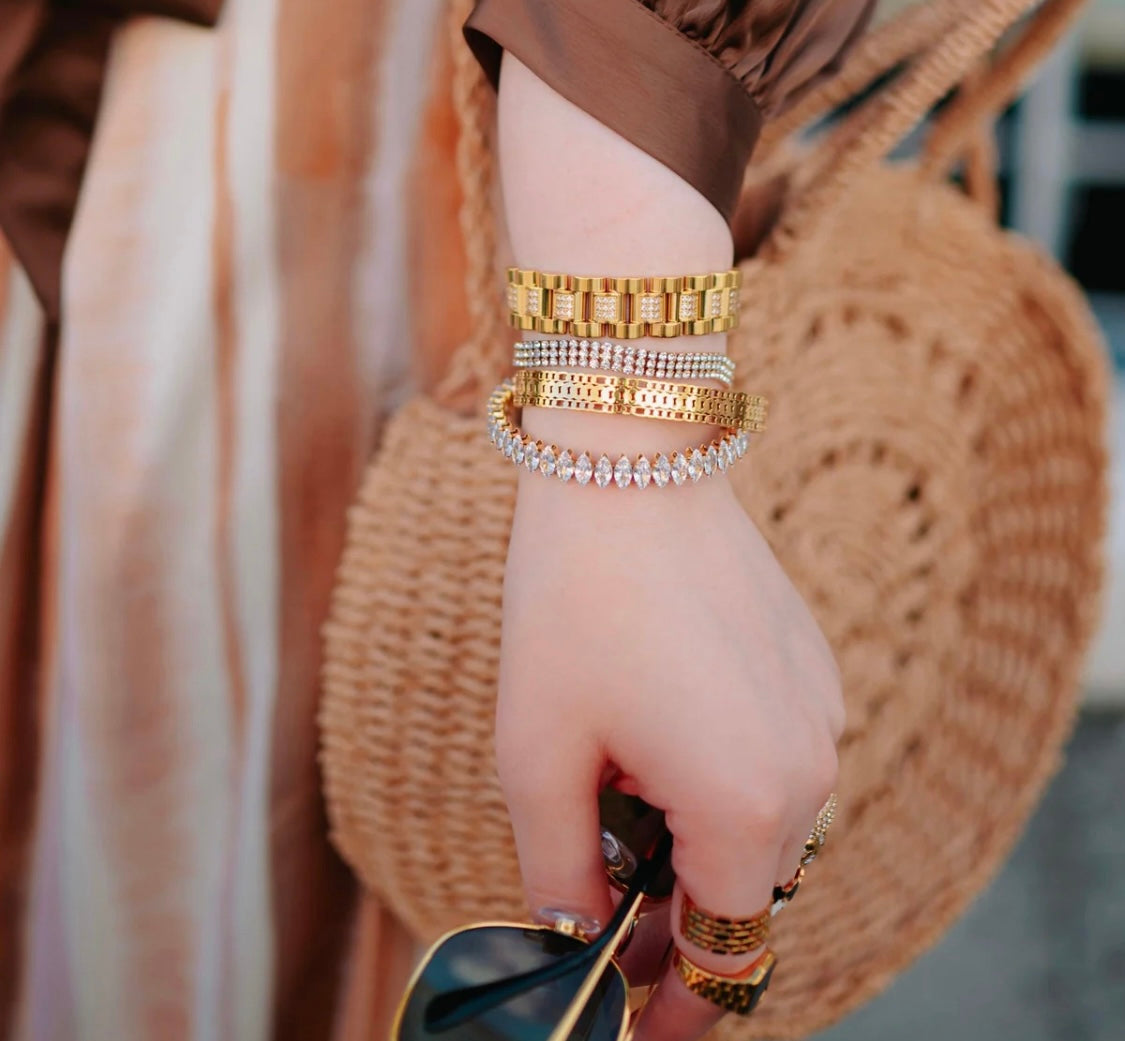 Victoria Cuff