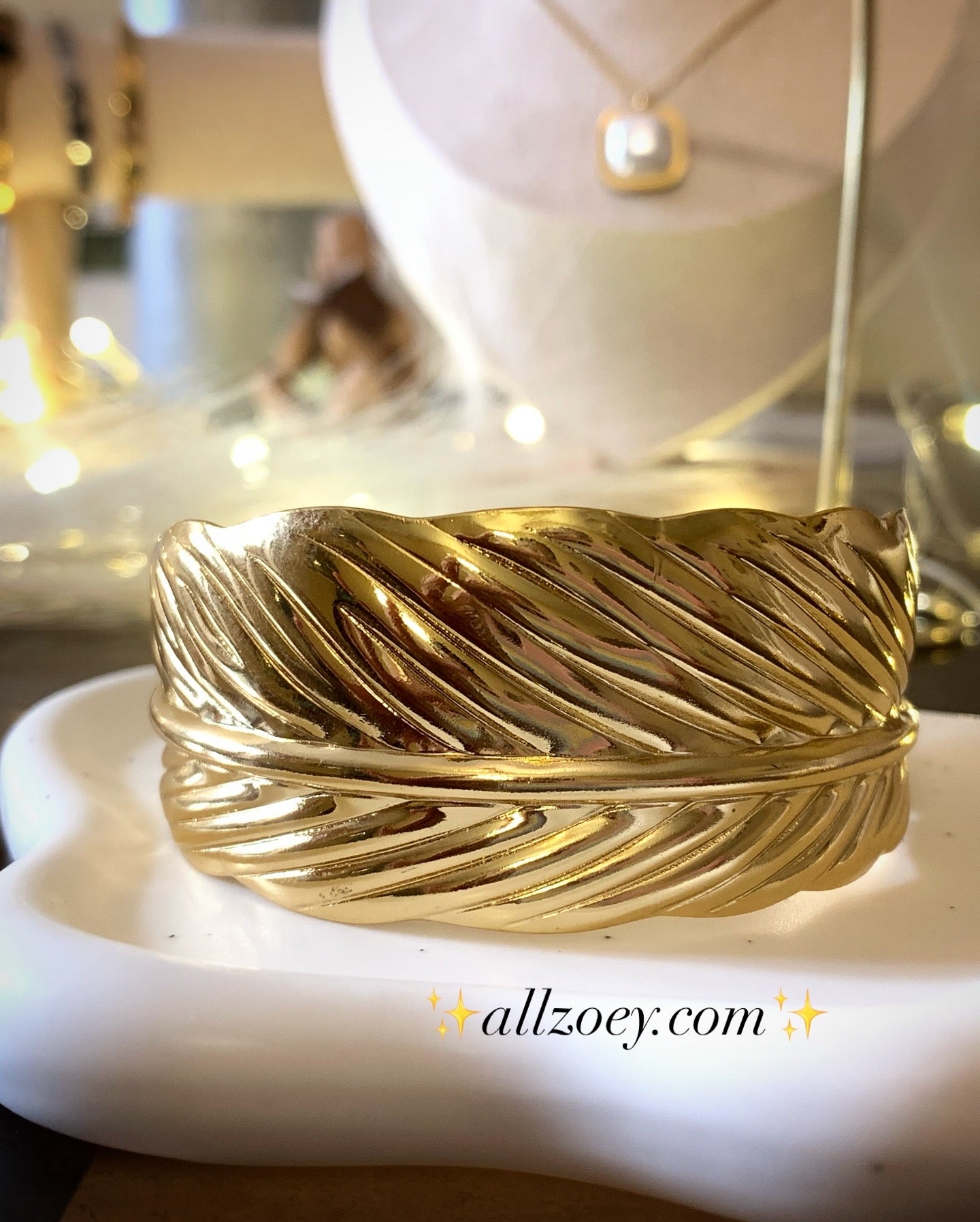 Metal Feather Handcuff