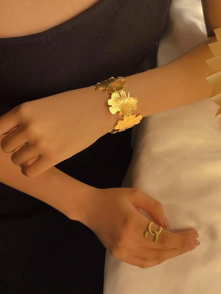 Chunky Autumn Leaves