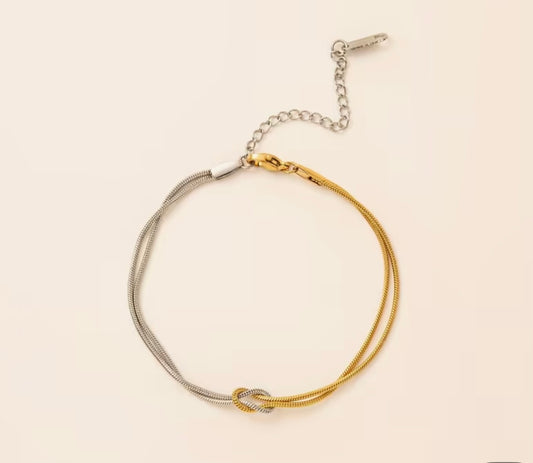Knot Bracelet
