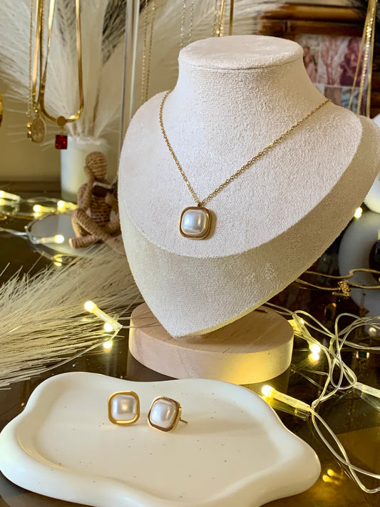 Pearl Set