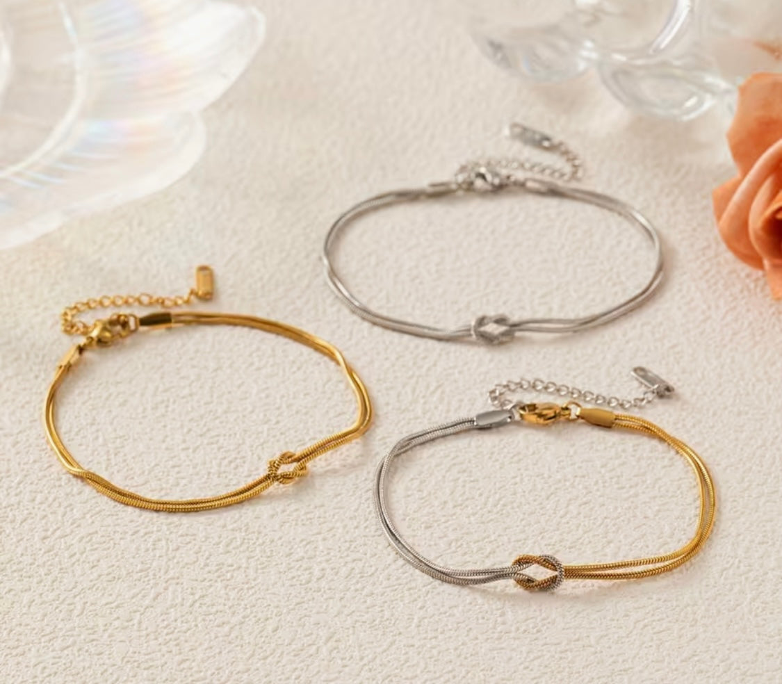 Knot Bracelet