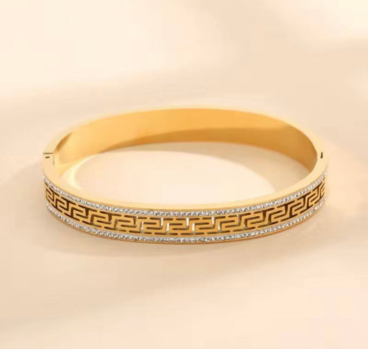 Zig Waves Handcuff