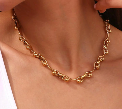 Arital Necklace