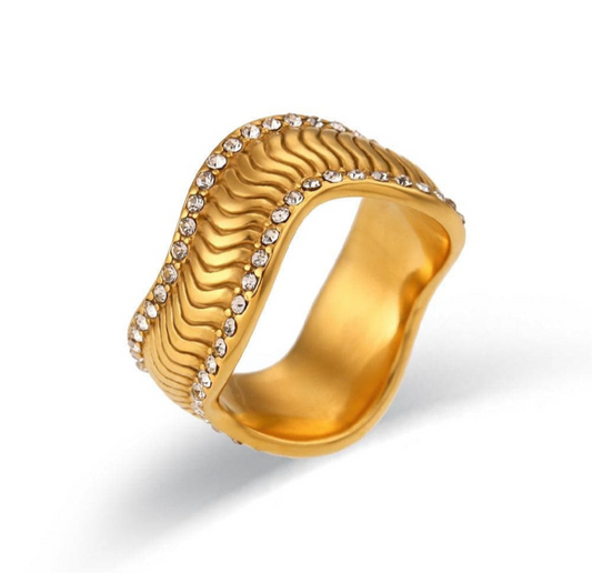 Elysian Band Zircon Ring