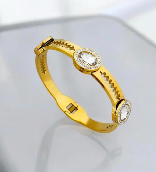 Luxe White Stone Handcuff