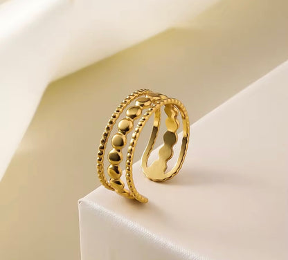 String Gold Ring (Adjustable)