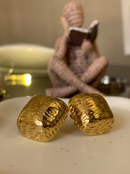 Golden Shell