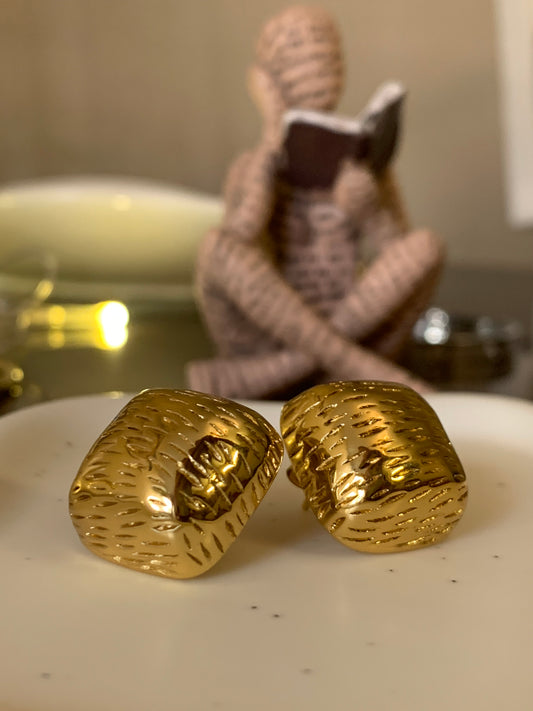 Golden Shell